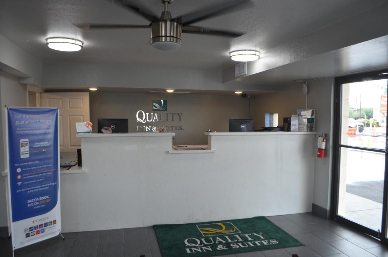 Quality Inn & Suites Near Downtown Mesa Ngoại thất bức ảnh
