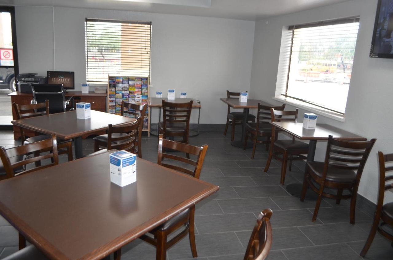 Quality Inn & Suites Near Downtown Mesa Ngoại thất bức ảnh