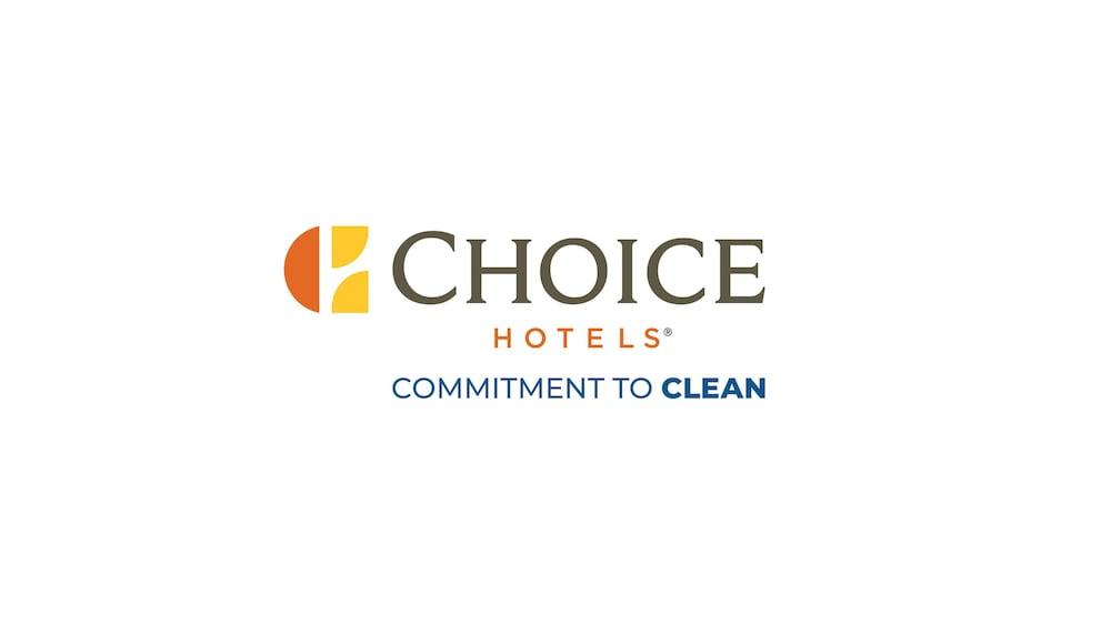 Quality Inn & Suites Near Downtown Mesa Ngoại thất bức ảnh
