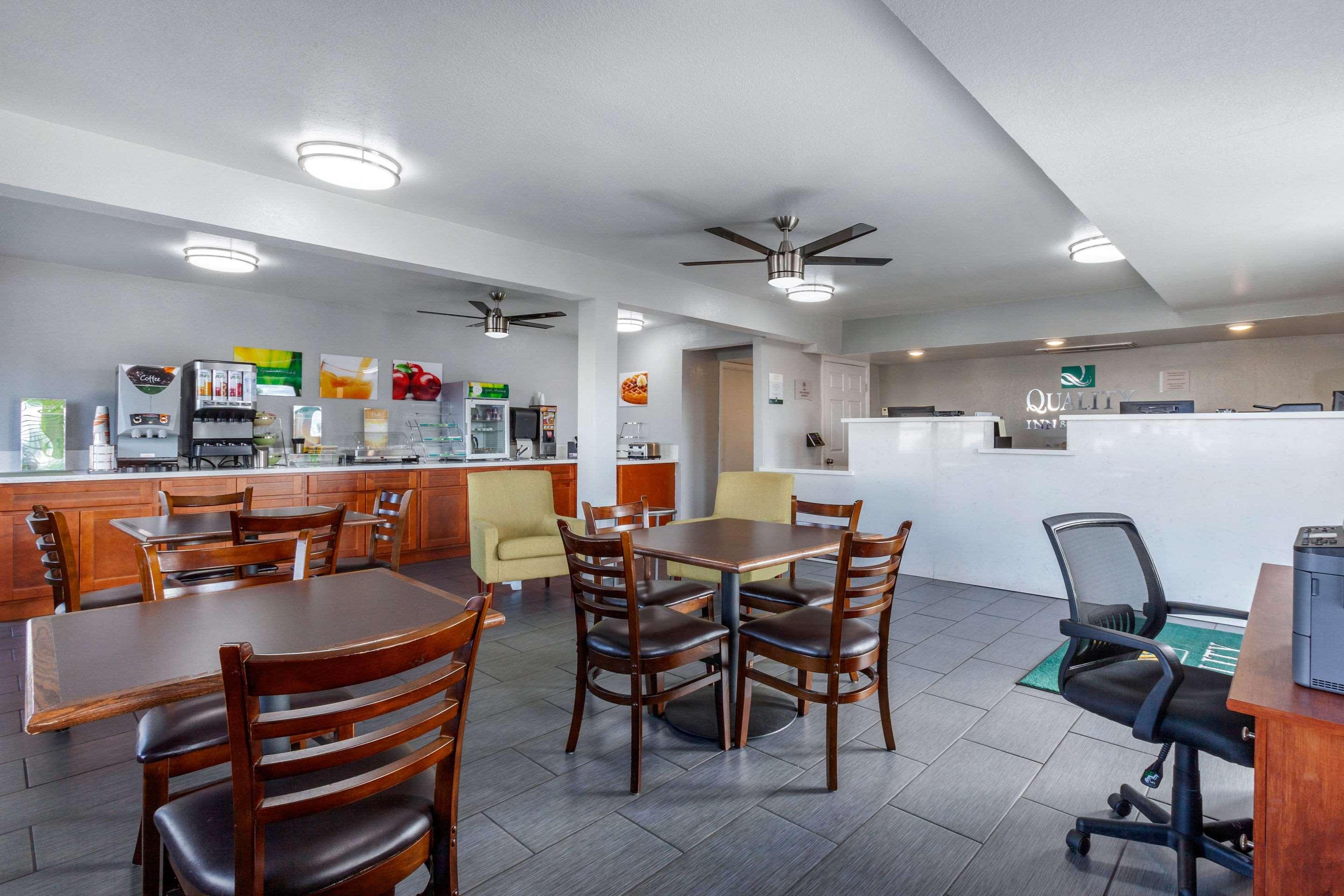 Quality Inn & Suites Near Downtown Mesa Ngoại thất bức ảnh