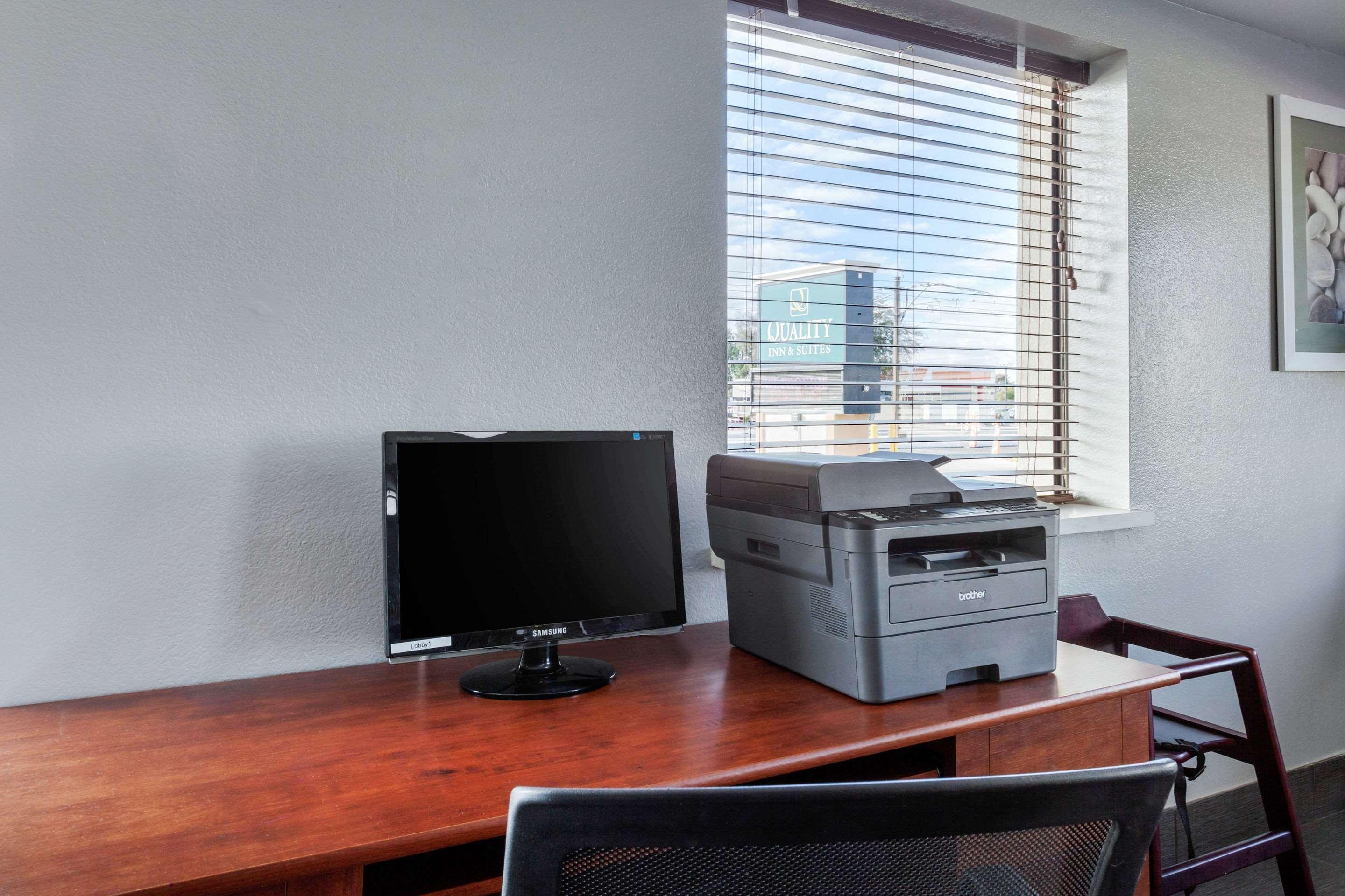 Quality Inn & Suites Near Downtown Mesa Ngoại thất bức ảnh