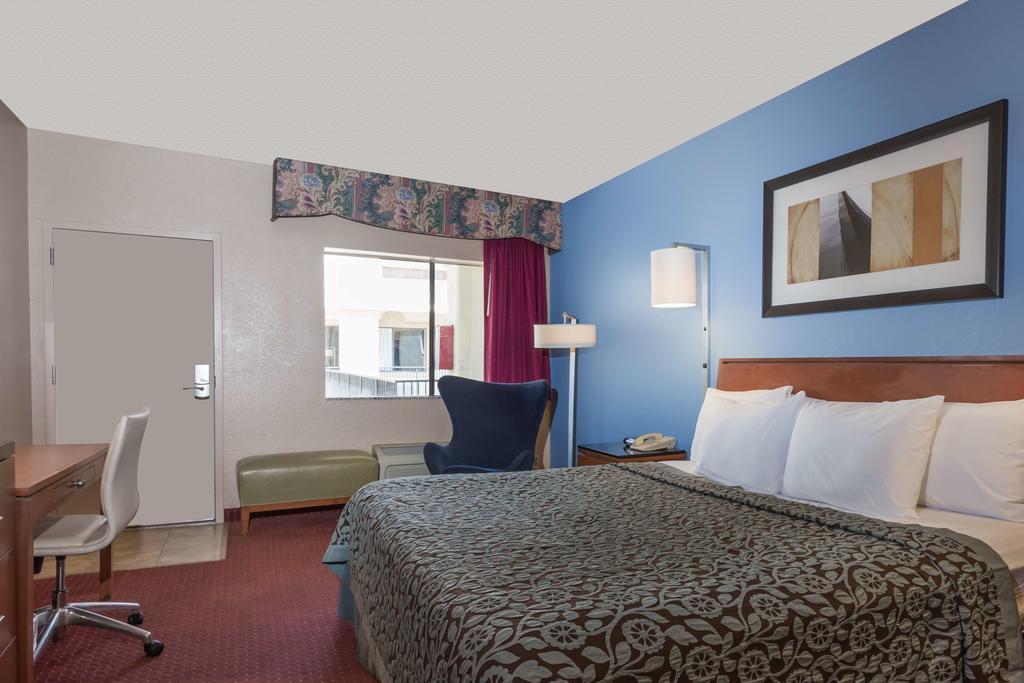 Quality Inn & Suites Near Downtown Mesa Ngoại thất bức ảnh
