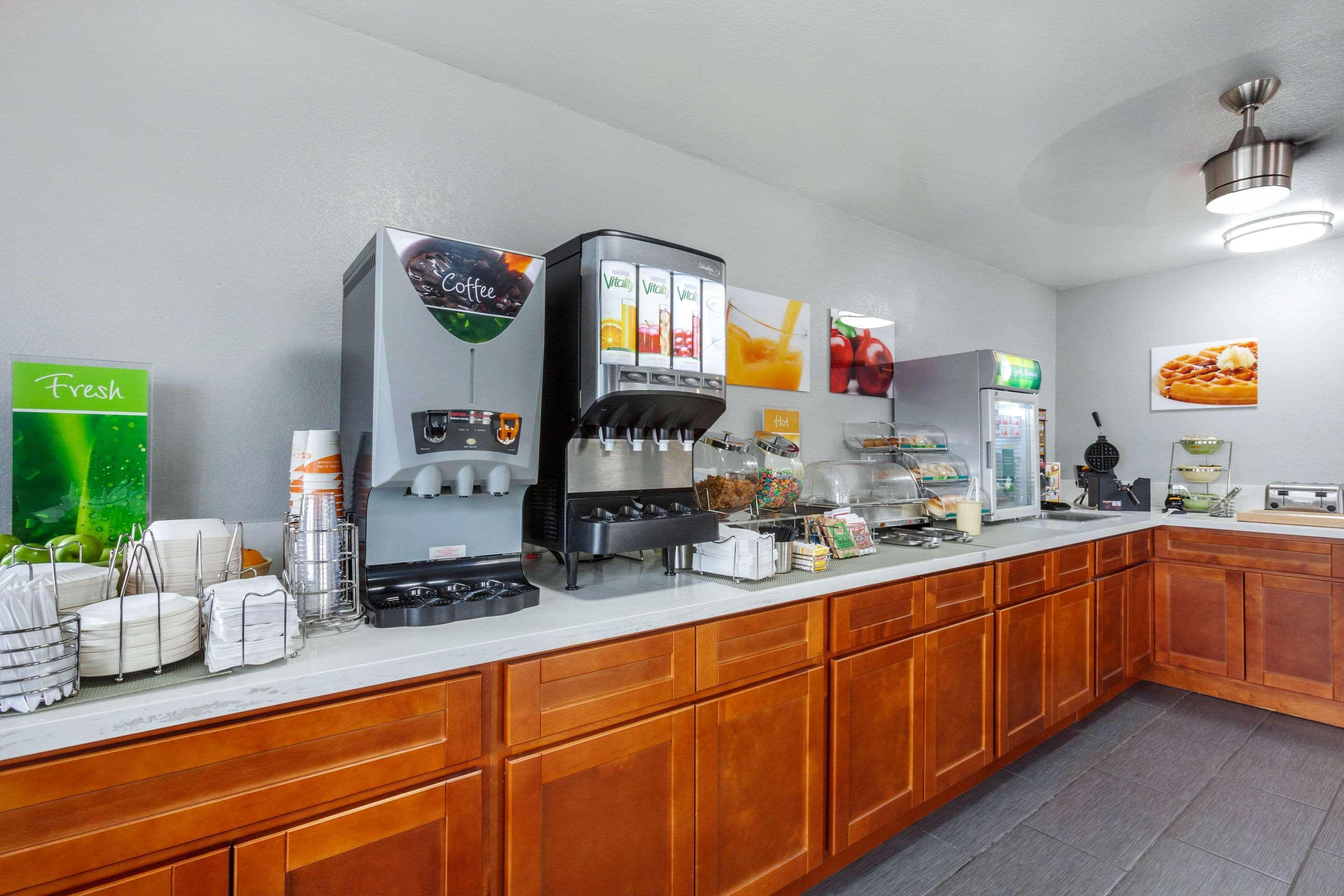 Quality Inn & Suites Near Downtown Mesa Ngoại thất bức ảnh