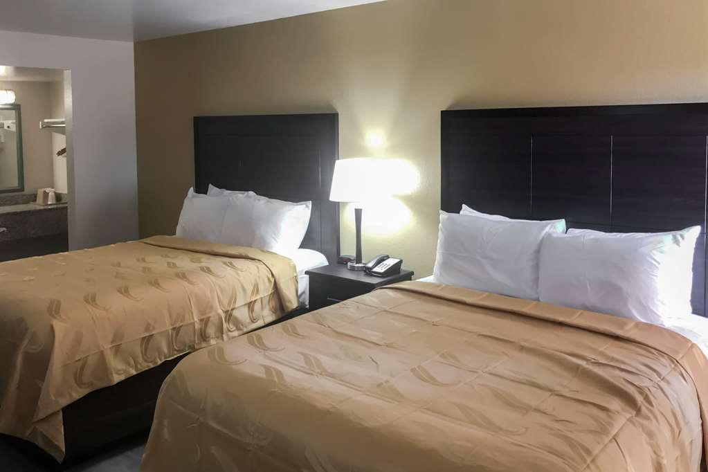 Quality Inn & Suites Near Downtown Mesa Phòng bức ảnh